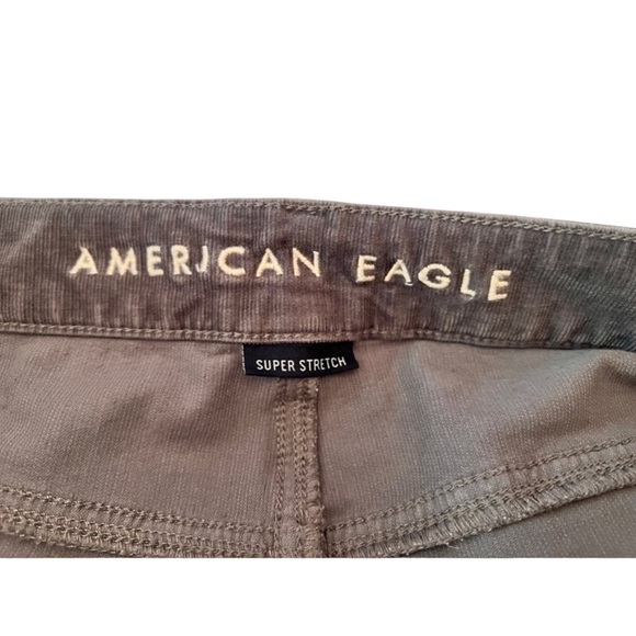 American Eagle Gray Super Stretch Corduroy High Rise Jegging Pants, size 14 - Picture 2 of 10